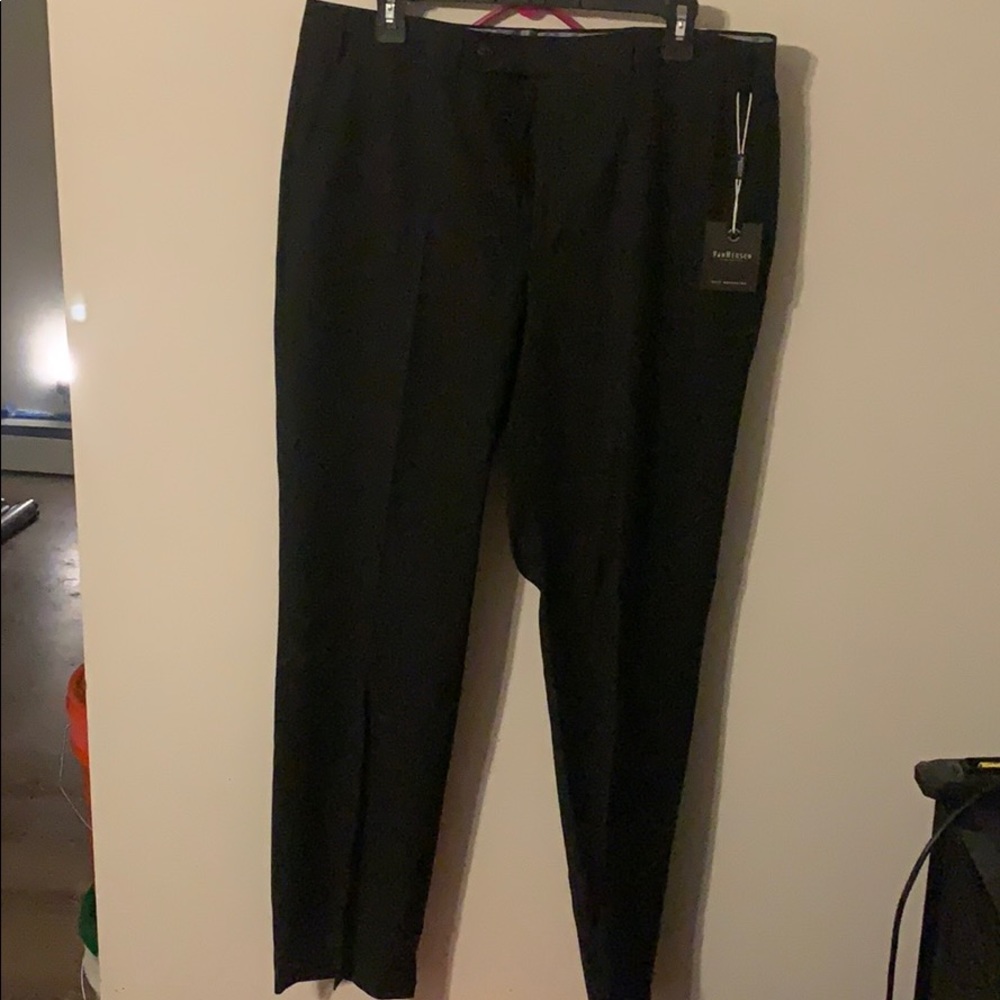 Van Heusen Black Dress Pants 36x32 slim flex